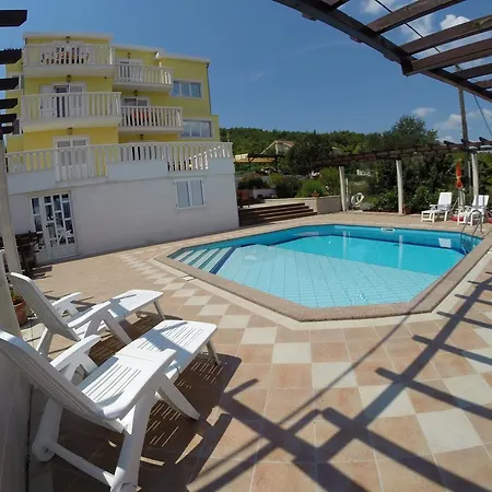 Romana Apartman