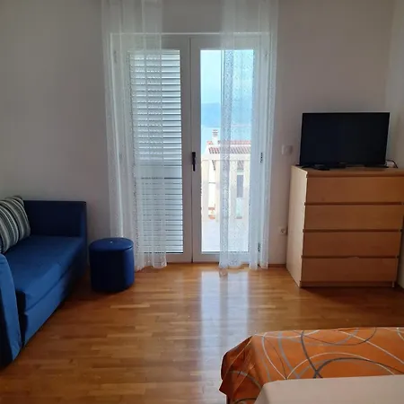 Romana Apartman Slatine
