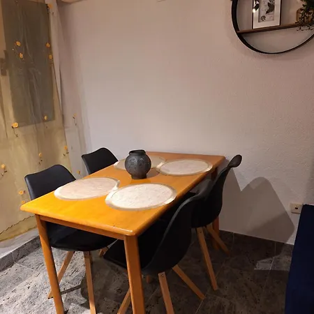 Romana דירה סלאטינה