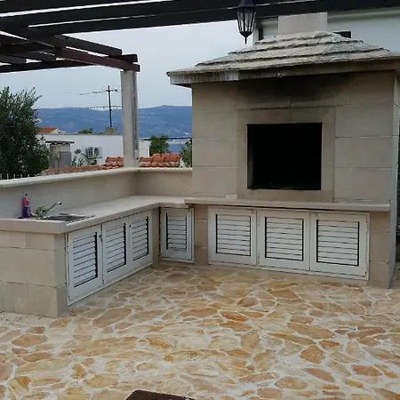 Apartment Romana *