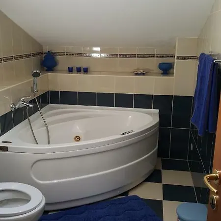 Romana Apartman Slatine