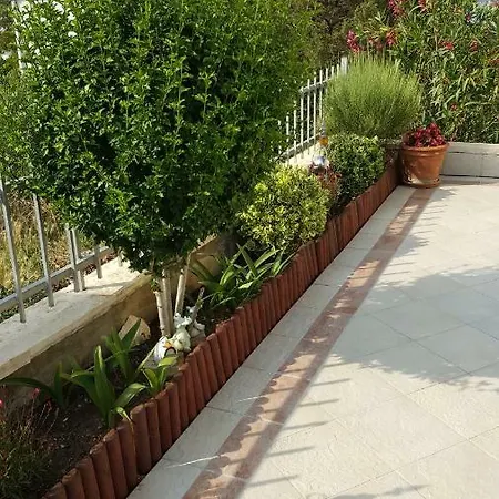 Romana Apartman