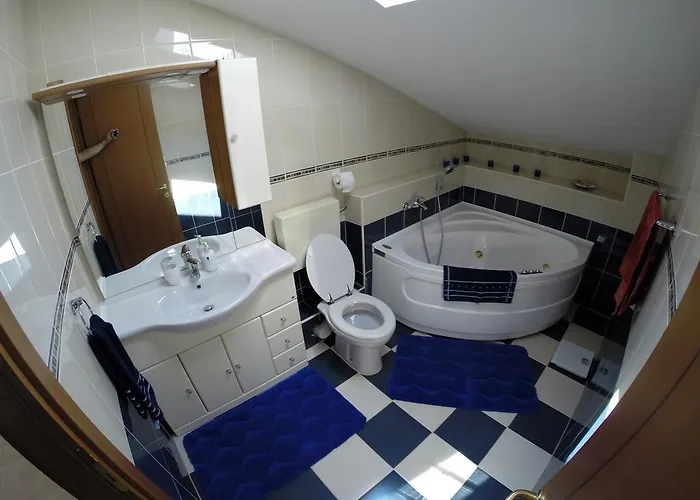 Romana Apartman